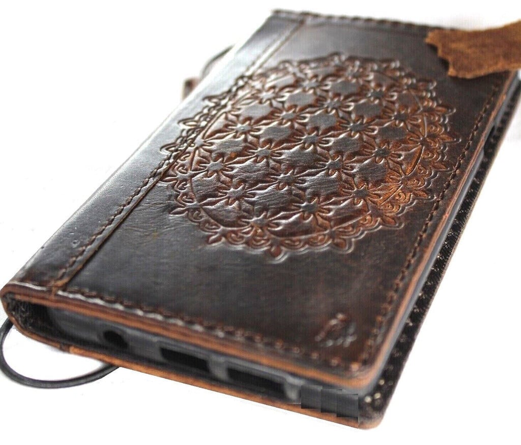 Vintage Style Leather Galaxy Phone Case: Full Grain, Decorated Cover