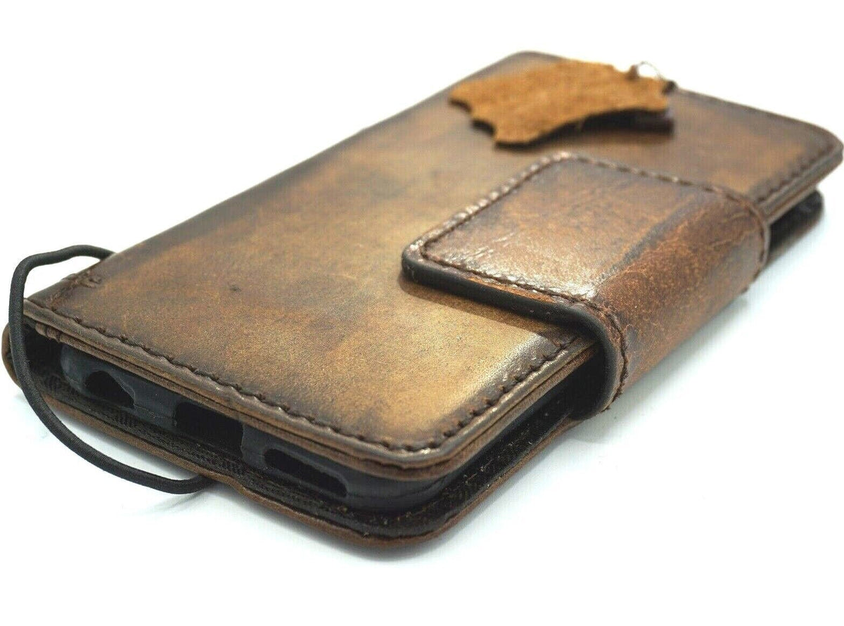 Vintage Leather iPhone Wallet Case: Stone Wash, Magnetic Clasp