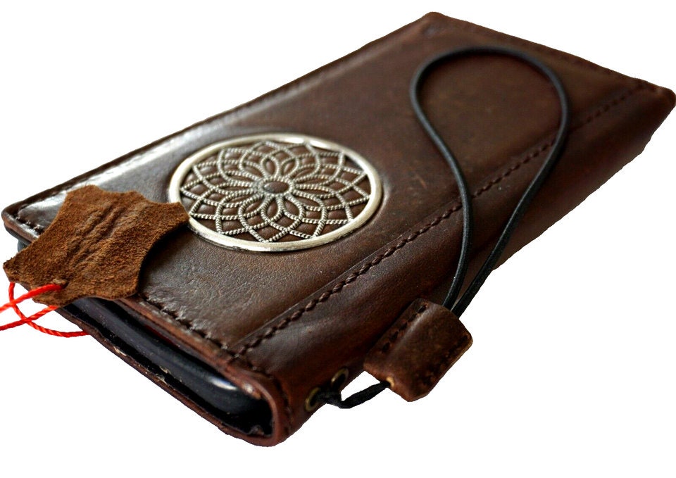 Vintage Leather Pixel Phone Wallet Case: Tree of Life Design