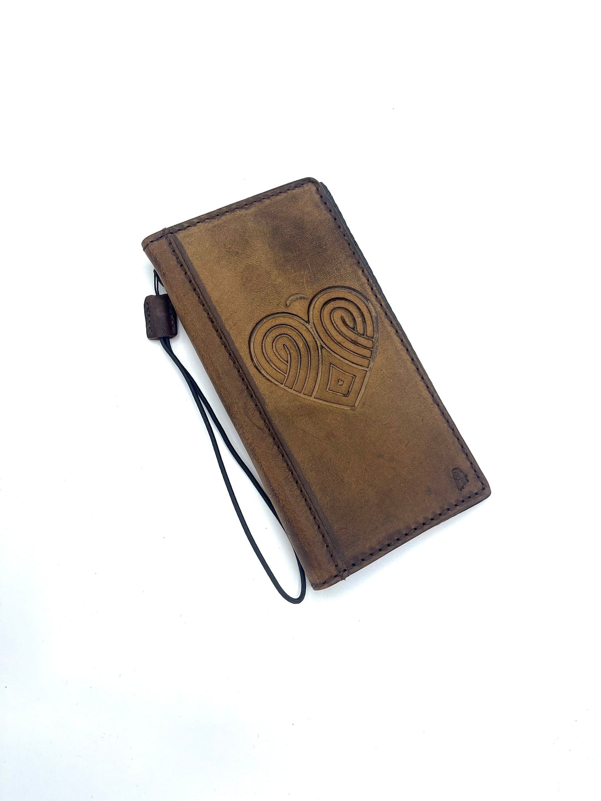 Handmade Leather iPhone Wallet Case: Vintage Heart Design