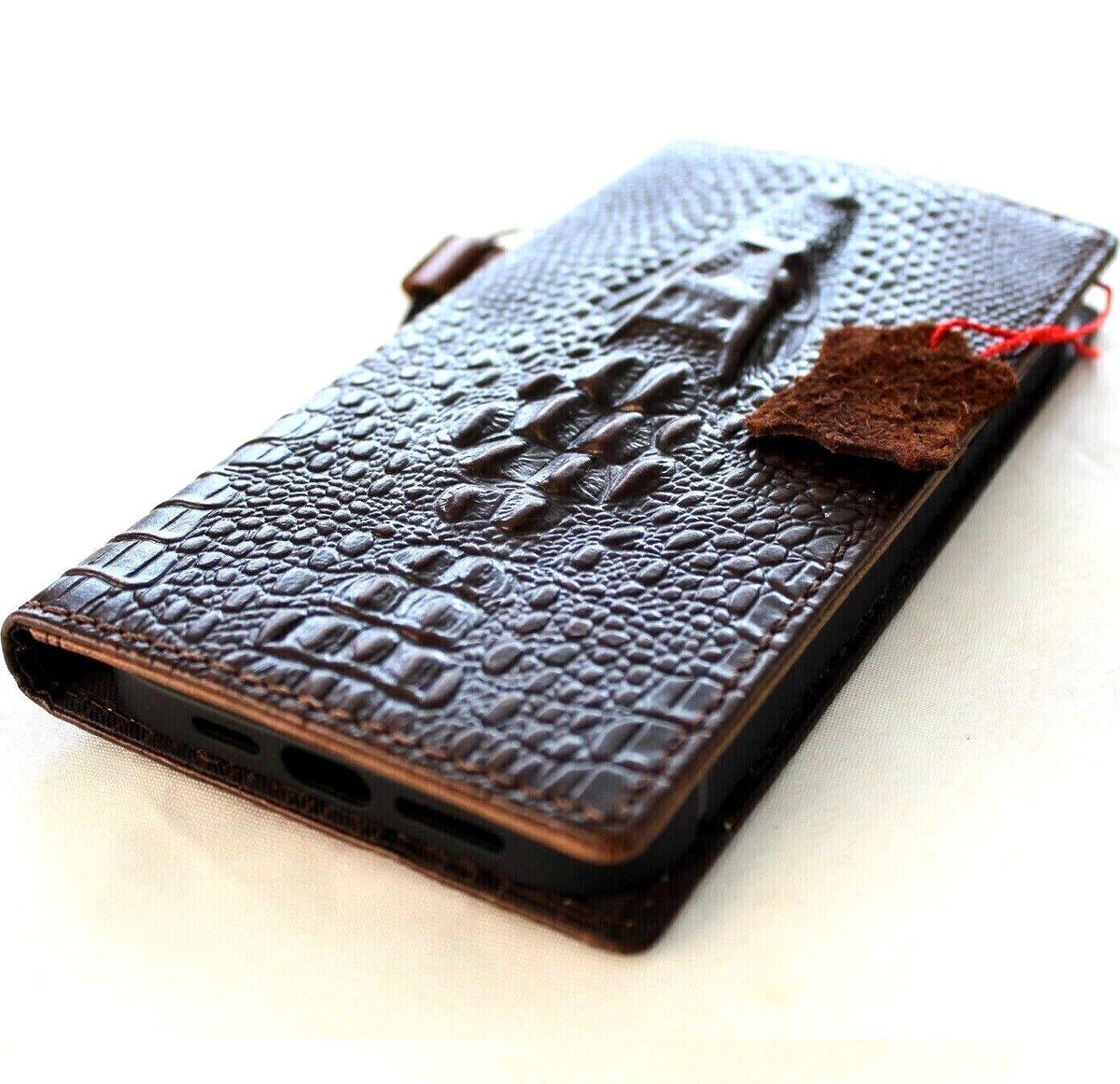 Handmade Leather Google Pixel Wallet Case: Vintage Crocodile Design
