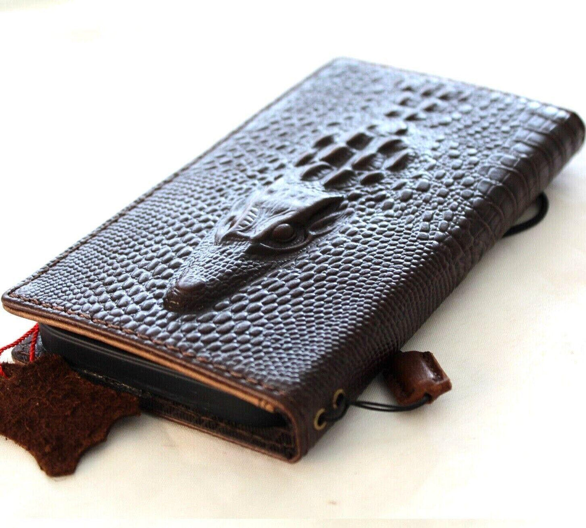 Handmade Leather Google Pixel Wallet Case: Vintage Crocodile Design