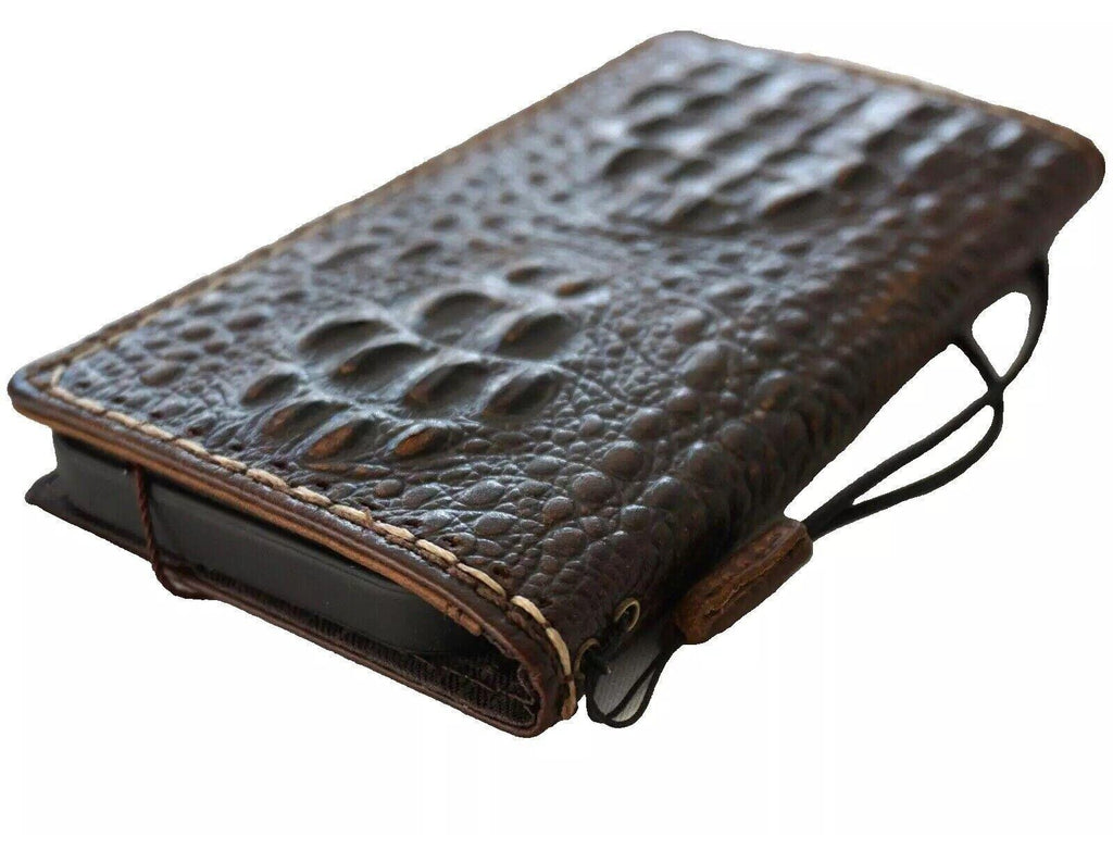 Handmade Leather Wallet Case: Samsung Galaxy, Card Slots & Wireless Charge