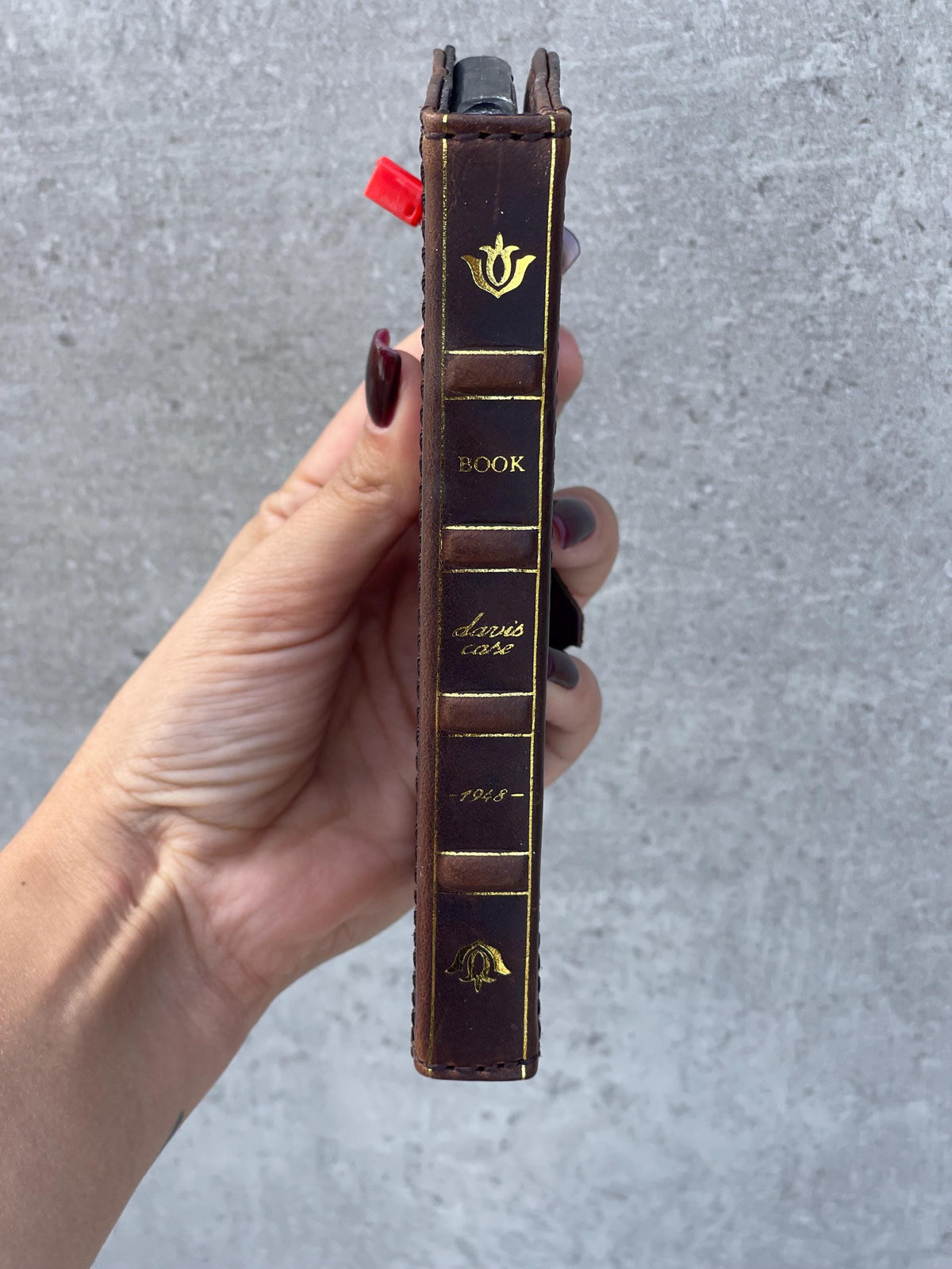 Handmade Leather Galaxy Z Fold Wallet Case: Golden Hamsa Art