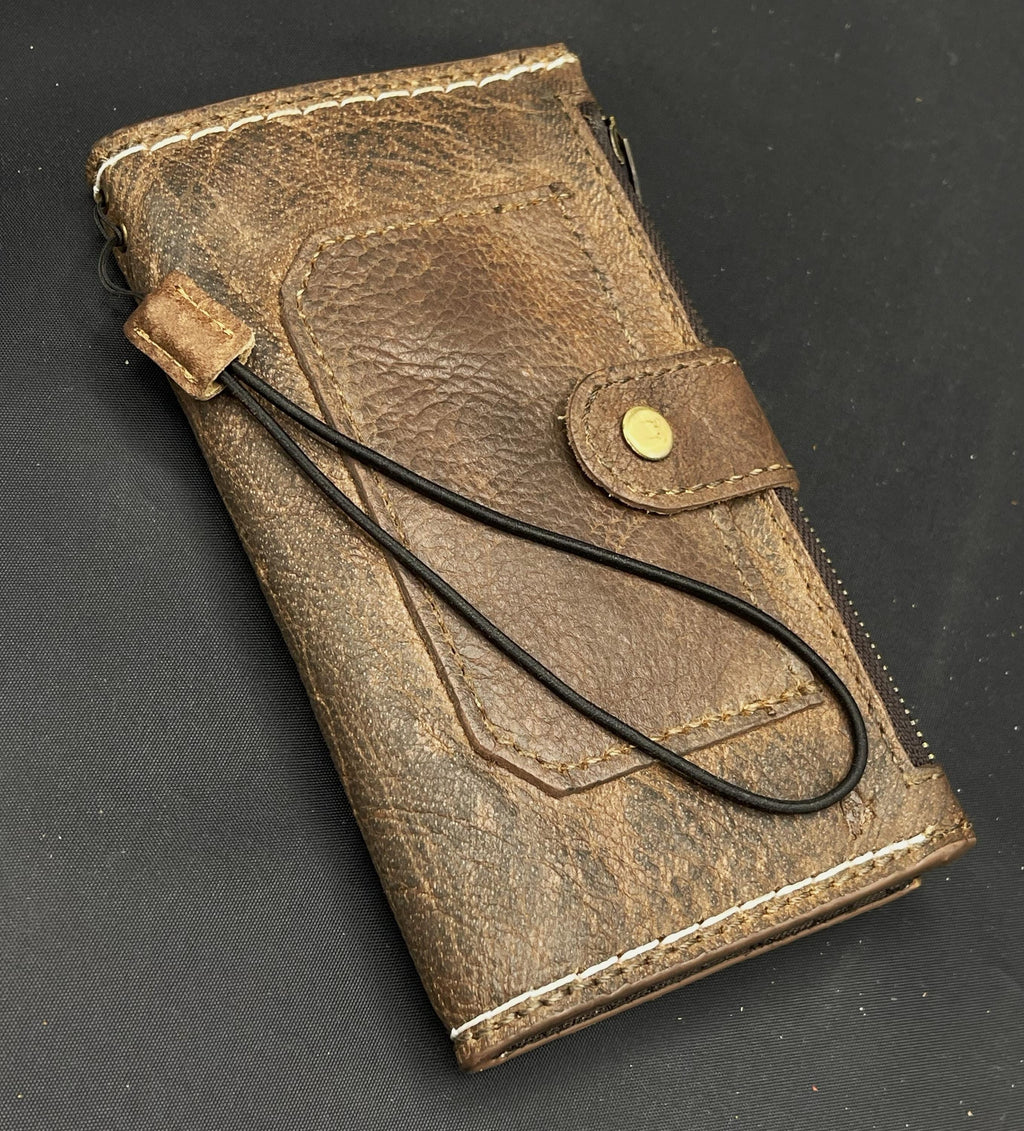 Hand-Stitched Leather Wallet Case: Vintage Custom Design for Galaxy