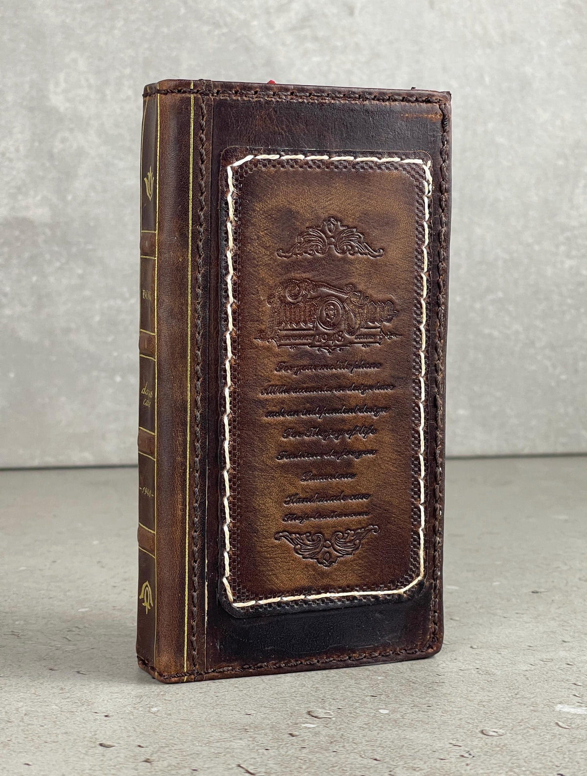 Handmade Leather Wallet Case for OnePlus 12 12R: Luxury Wireless Design