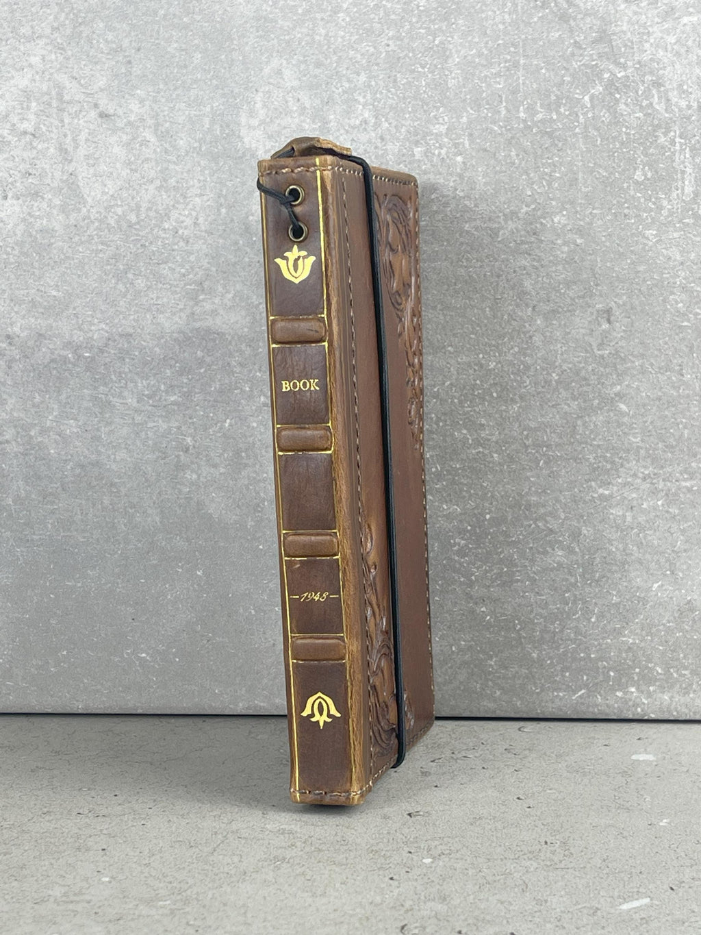 Vintage Leather iPhone Wallet Case: Floral Art, Card Slots
