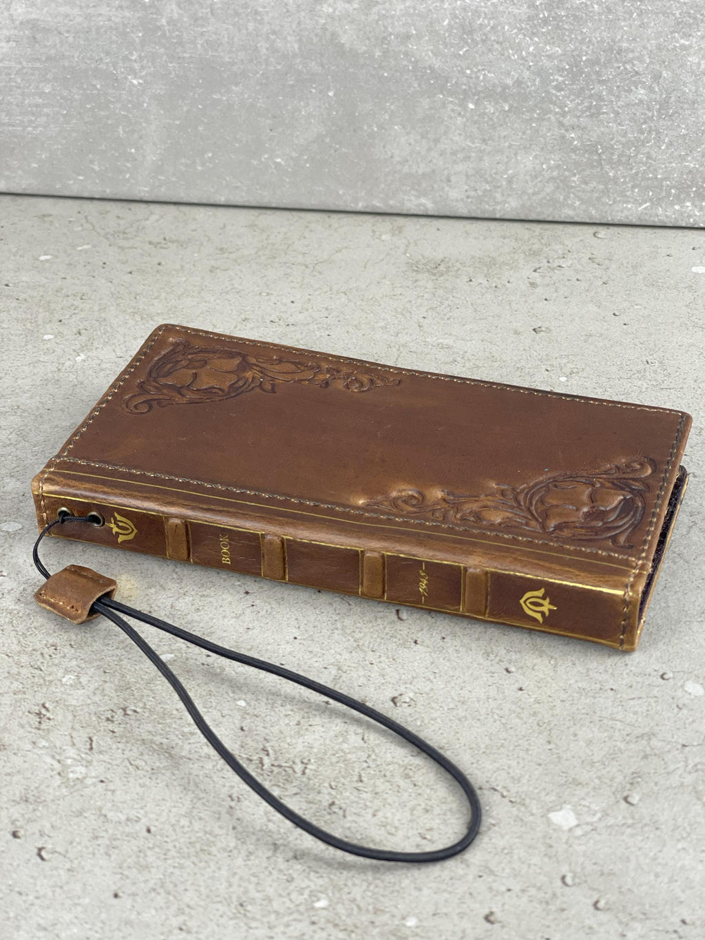 Vintage Leather iPhone Wallet Case: Floral Art, Card Slots