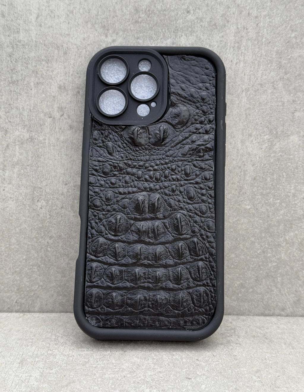 Handmade Genuine Leather iPhone Case: Crocodile Art Stitch