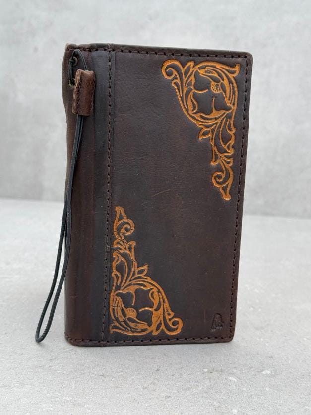 Vintage Style Leather iPhone Wallet Case: Handmade Floral Art