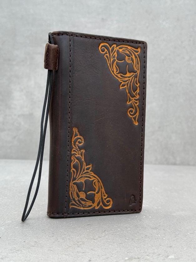 Vintage Style Leather iPhone Wallet Case: Handmade Floral Art