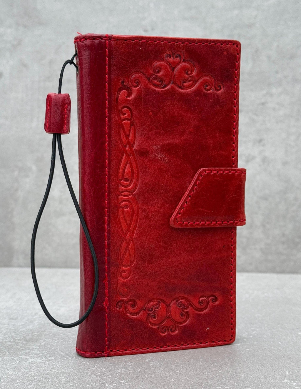 Handmade Leather Google Pixel Wallet Case: Vintage Red Art