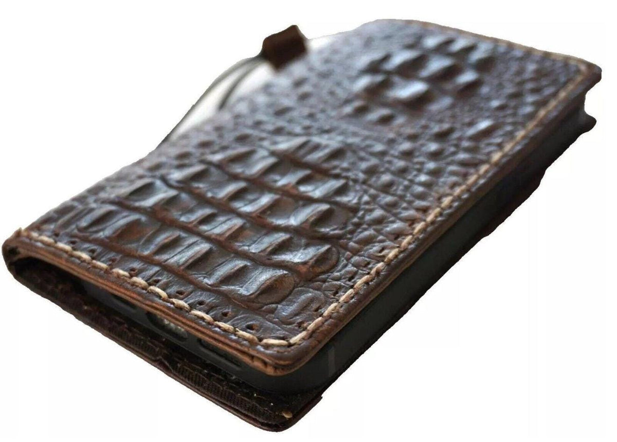 Handmade Leather iPhone Wallet Case: Card Slots, Stitch Detail
