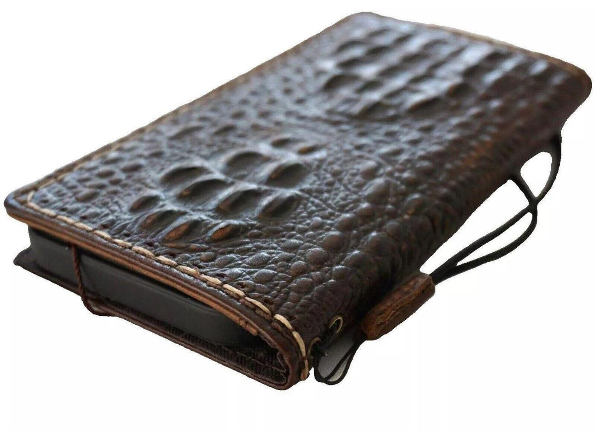 Handmade Leather iPhone Wallet Case: Card Slots, Stitch Detail