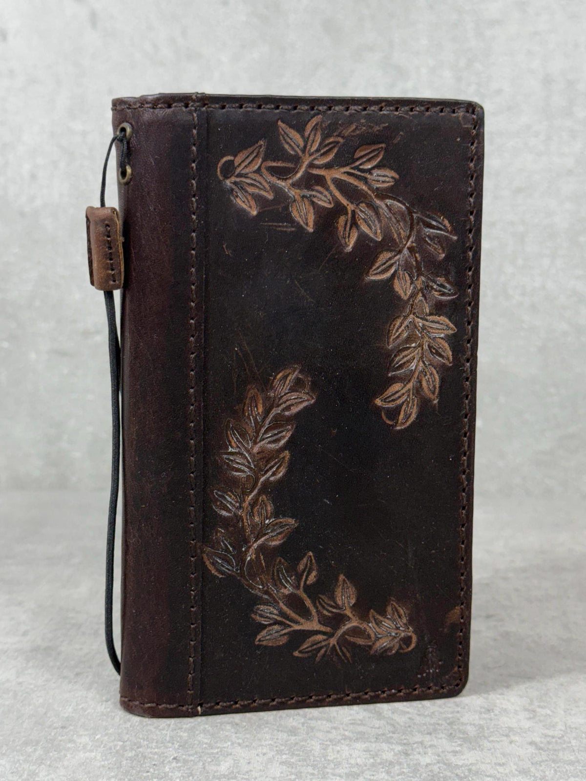 Handmade Leather Wallet Case: Floral Book Design for Galaxy S21/S22/S23/S24/S25