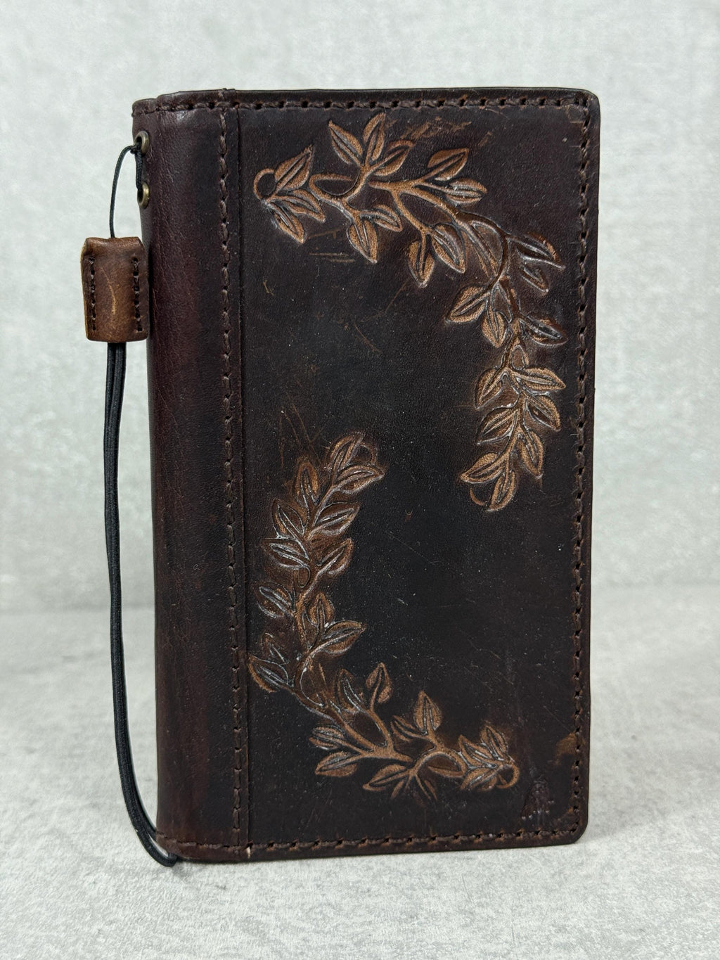 Vintage Style Leather iPhone Wallet Case with Card Slots