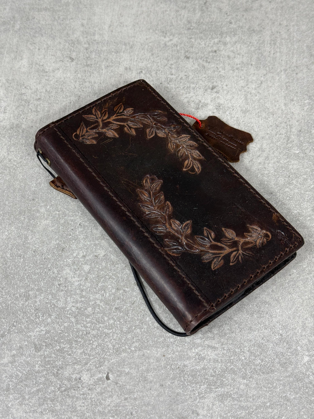 Embossed Leather Wallet Case for Google Pixel: Vintage Art Design