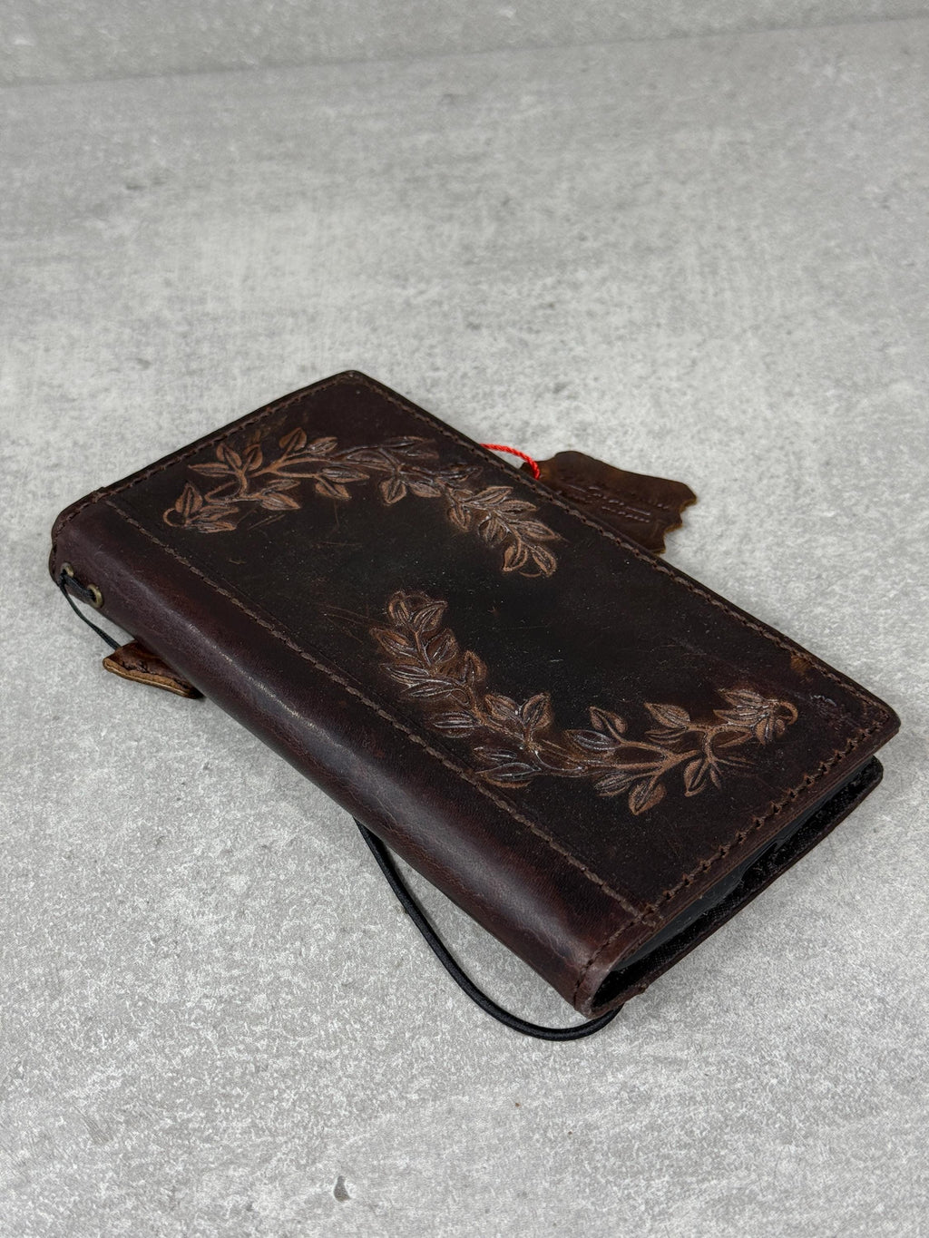 Embossed Leather Wallet Case for Google Pixel: Vintage Art Design