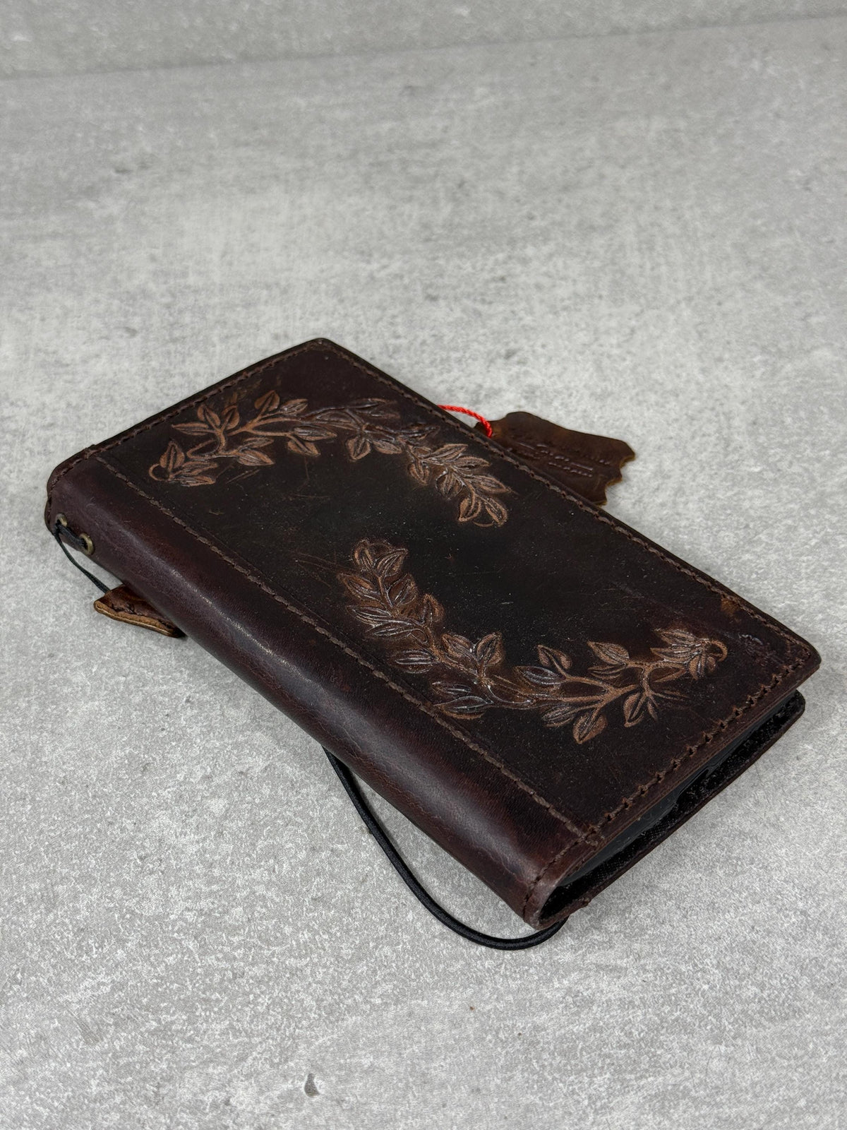 Embossed Leather Wallet Case for Google Pixel: Vintage Art Design