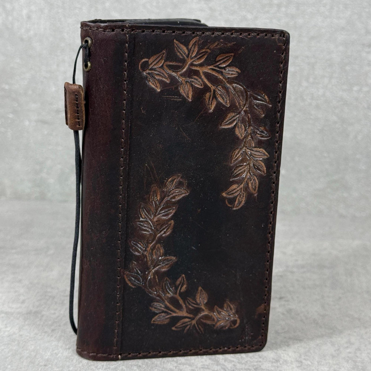 Handmade Leather Wallet Case: Floral Book Design for Galaxy S21/S22/S23/S24/S25