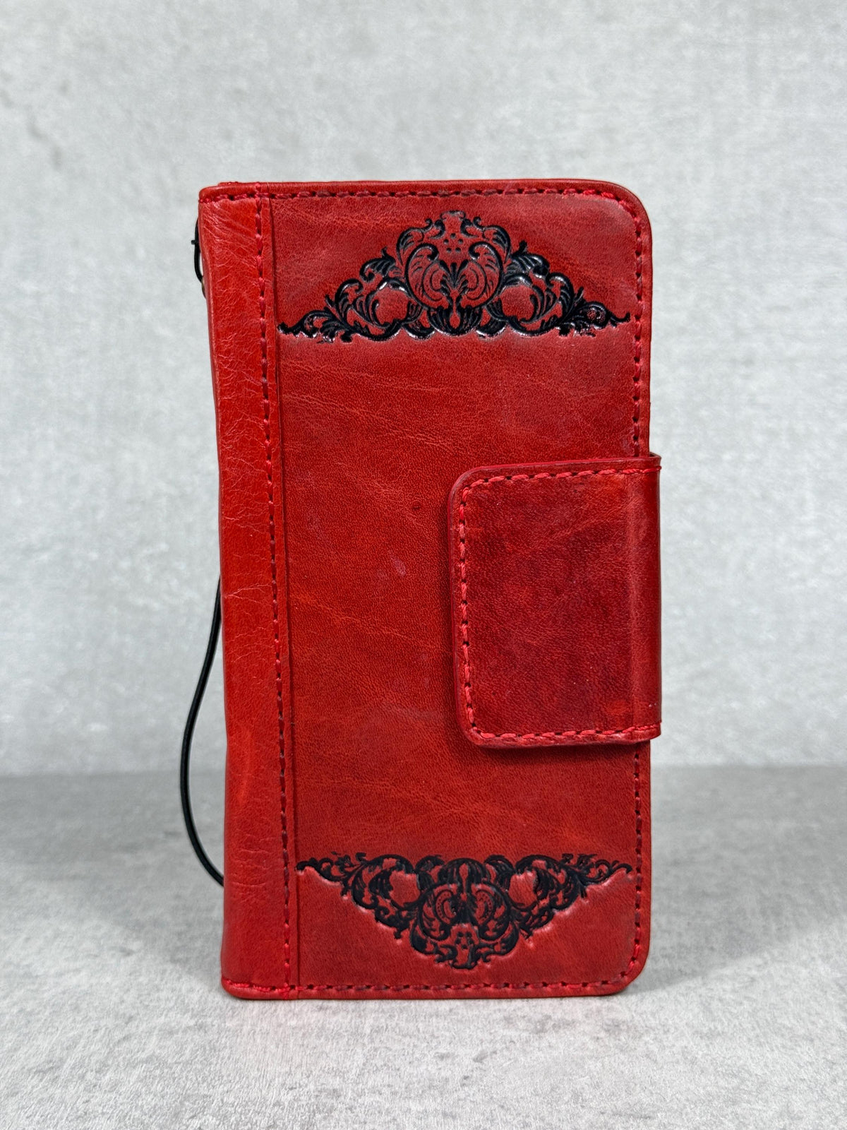 Red Leather Wallet Case for Google Pixel: Vintage Magnetic Card Holder