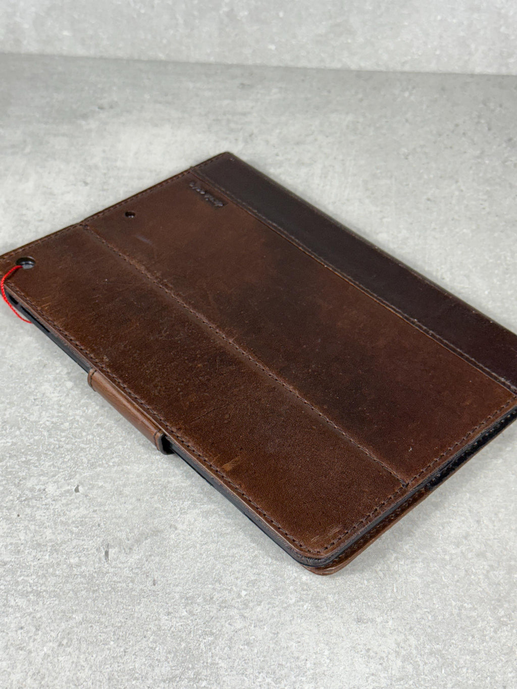 Vintage Leather iPad Mini Case: Magnetic Pen Holder, Hand Sewn
