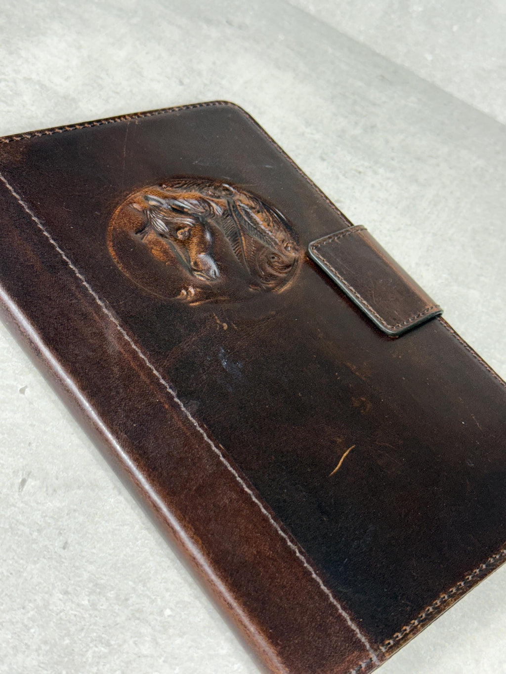 Vintage Leather iPad Mini Case: Magnetic Pen Holder, Hand Sewn