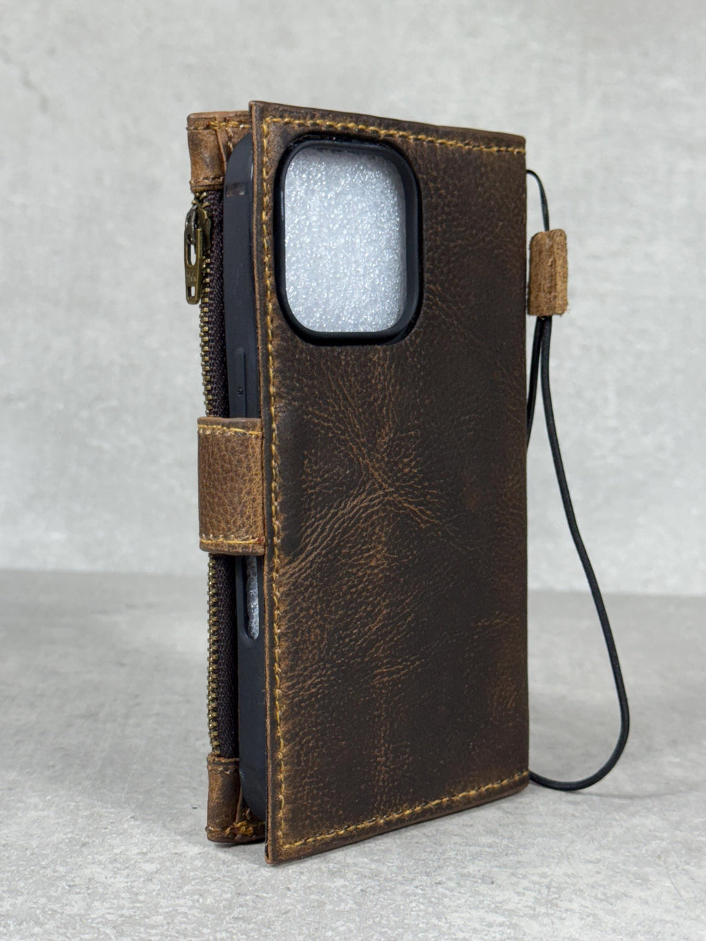 Handmade Leather Wallet Case for Google Pixel: Retro Card Holder with Zipper