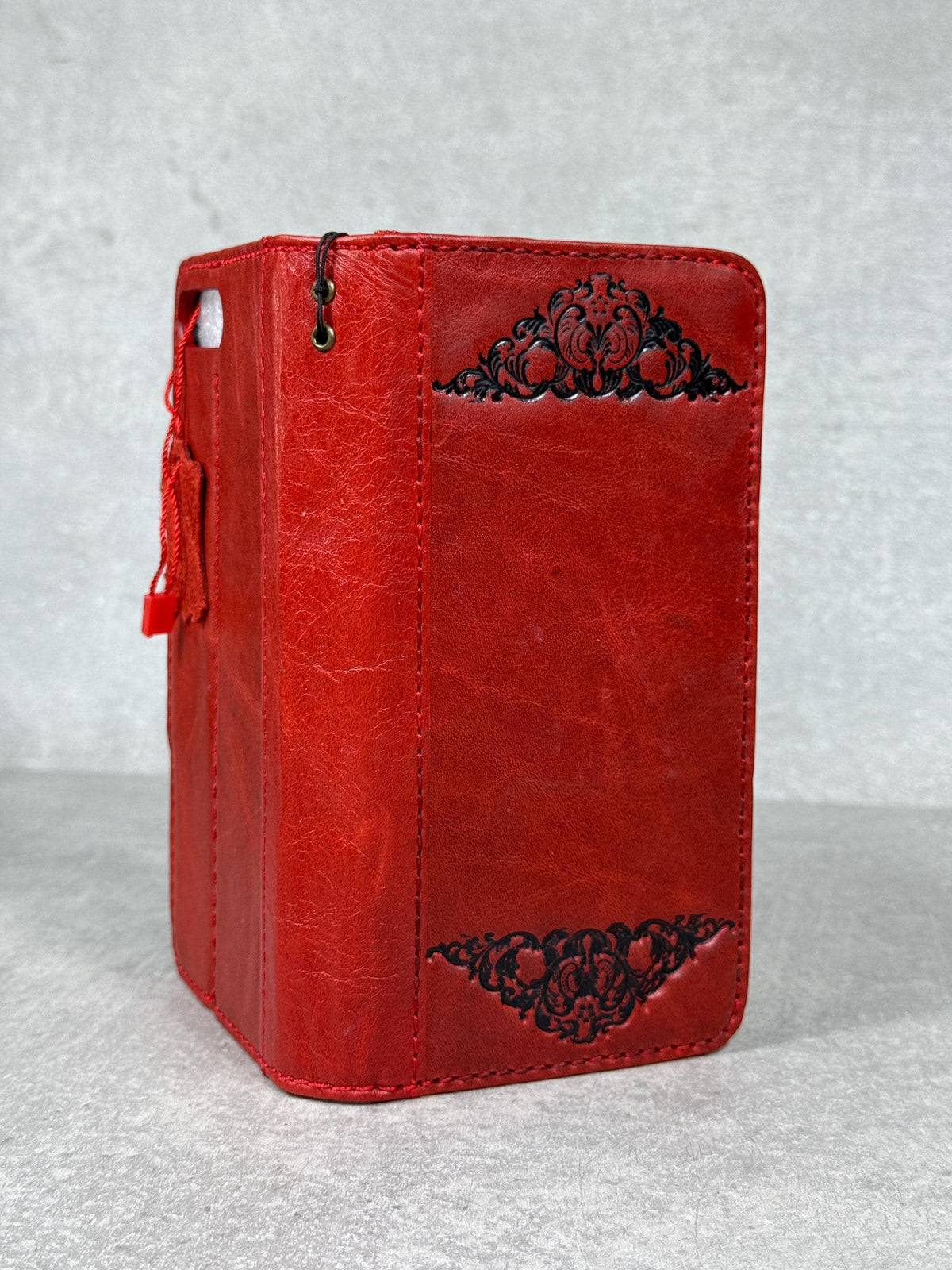 Red Leather Wallet Case for Google Pixel: Vintage Magnetic Card Holder