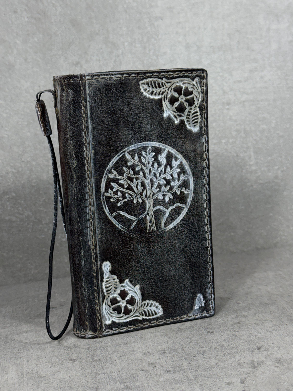 Handmade Leather Wallet Case for Google Pixel: Retro Card Holder with Zipper