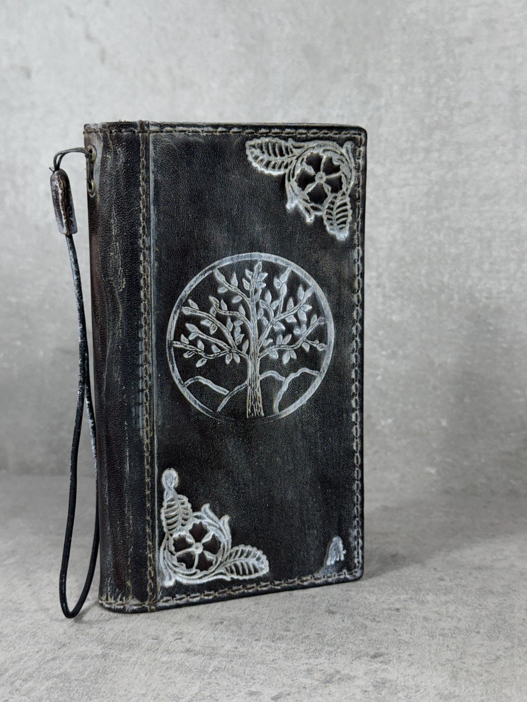 Genuine Leather iPhone Wallet Case: Credit Card Slots