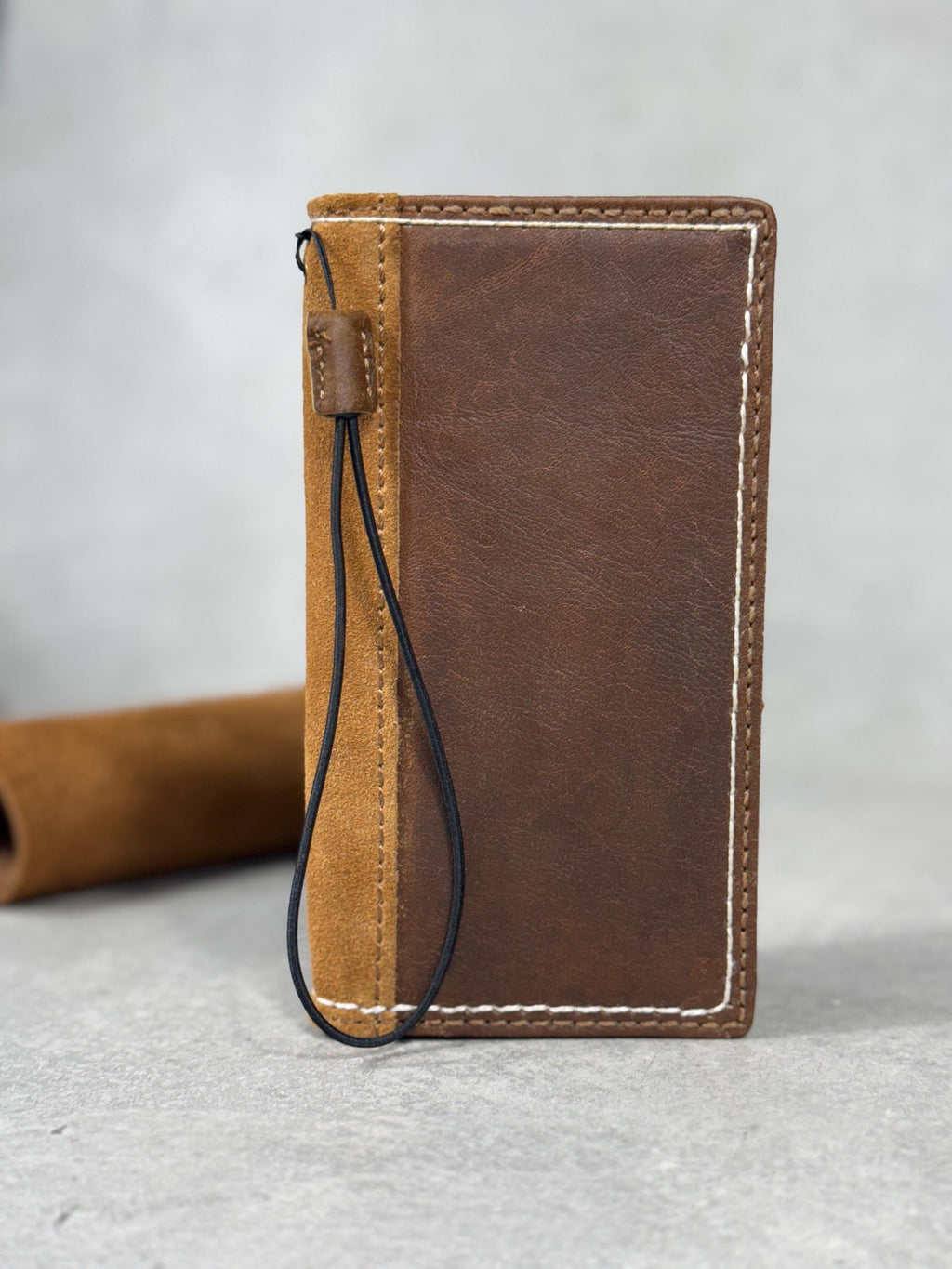 Handmade Leather Wallet Case for Google Pixel: Vintage Magnetic Card Holder