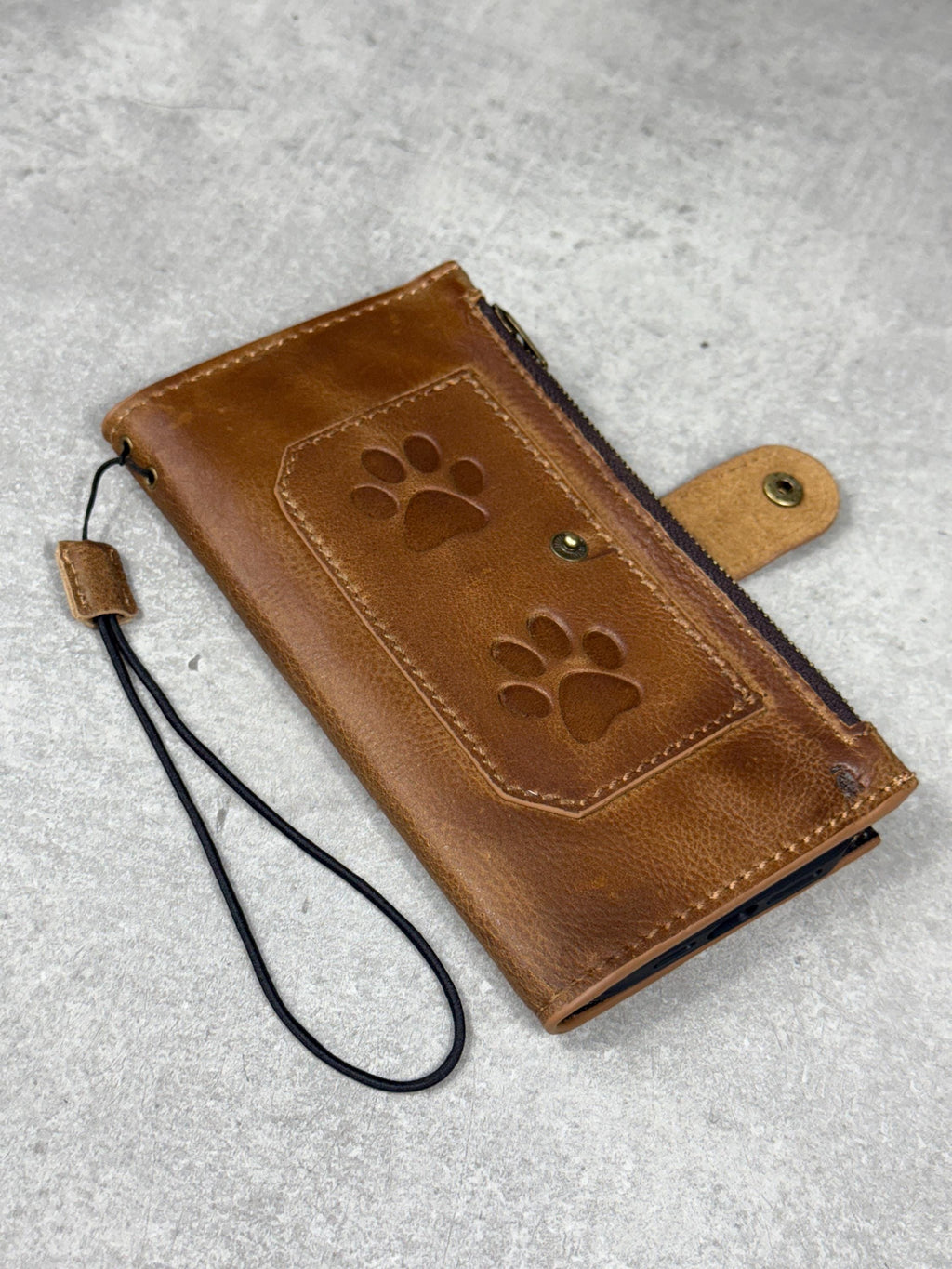 Handmade Leather Wallet Case for Google Pixel: Retro Zip Closure, Card Slots