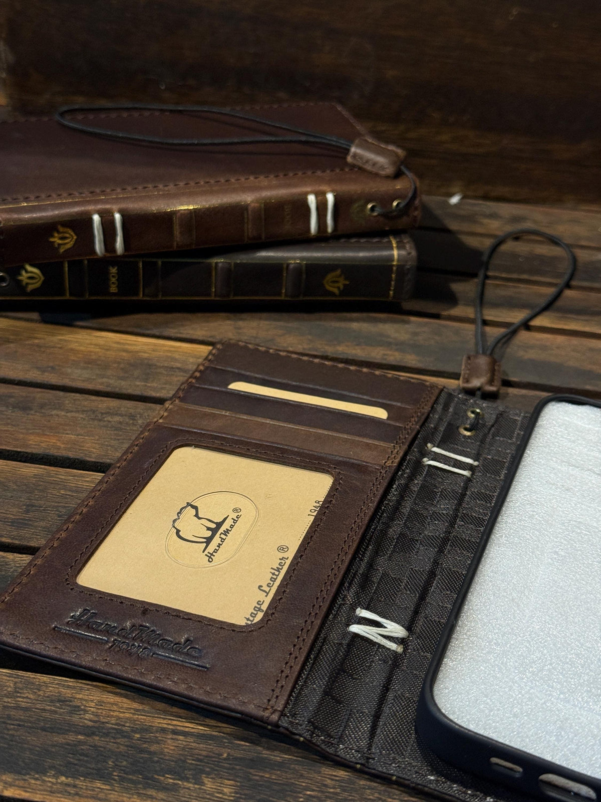 Handmade Leather Wallet Case for Oppo Find N/Reno/9 5G - Luxury Oiled Finish