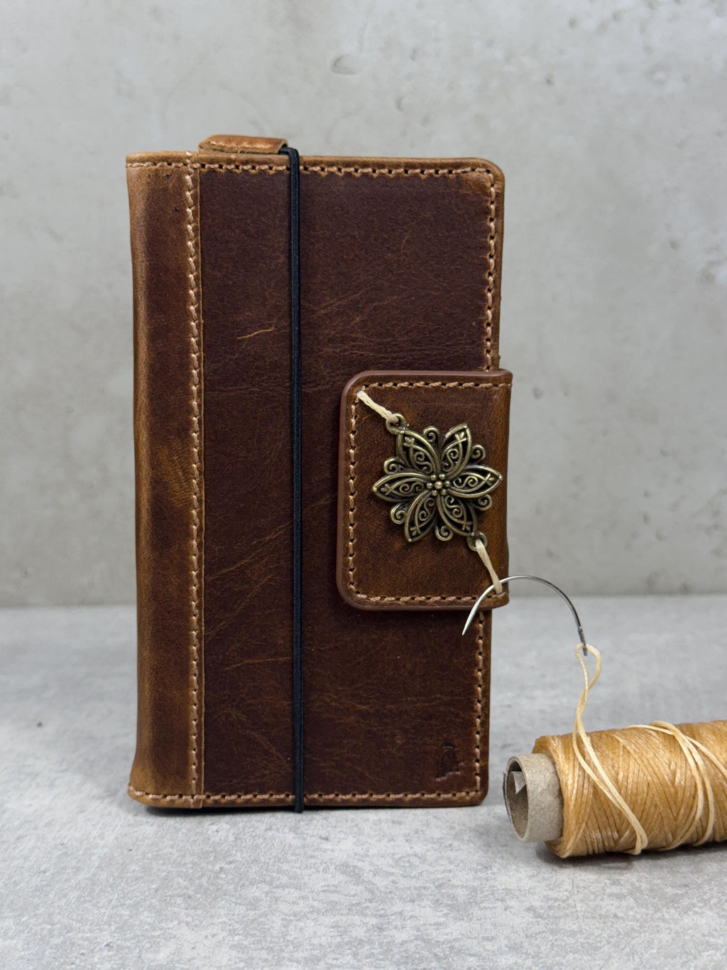 Handmade Leather Wallet Case for OnePlus: Wireless Charge, Card Slots