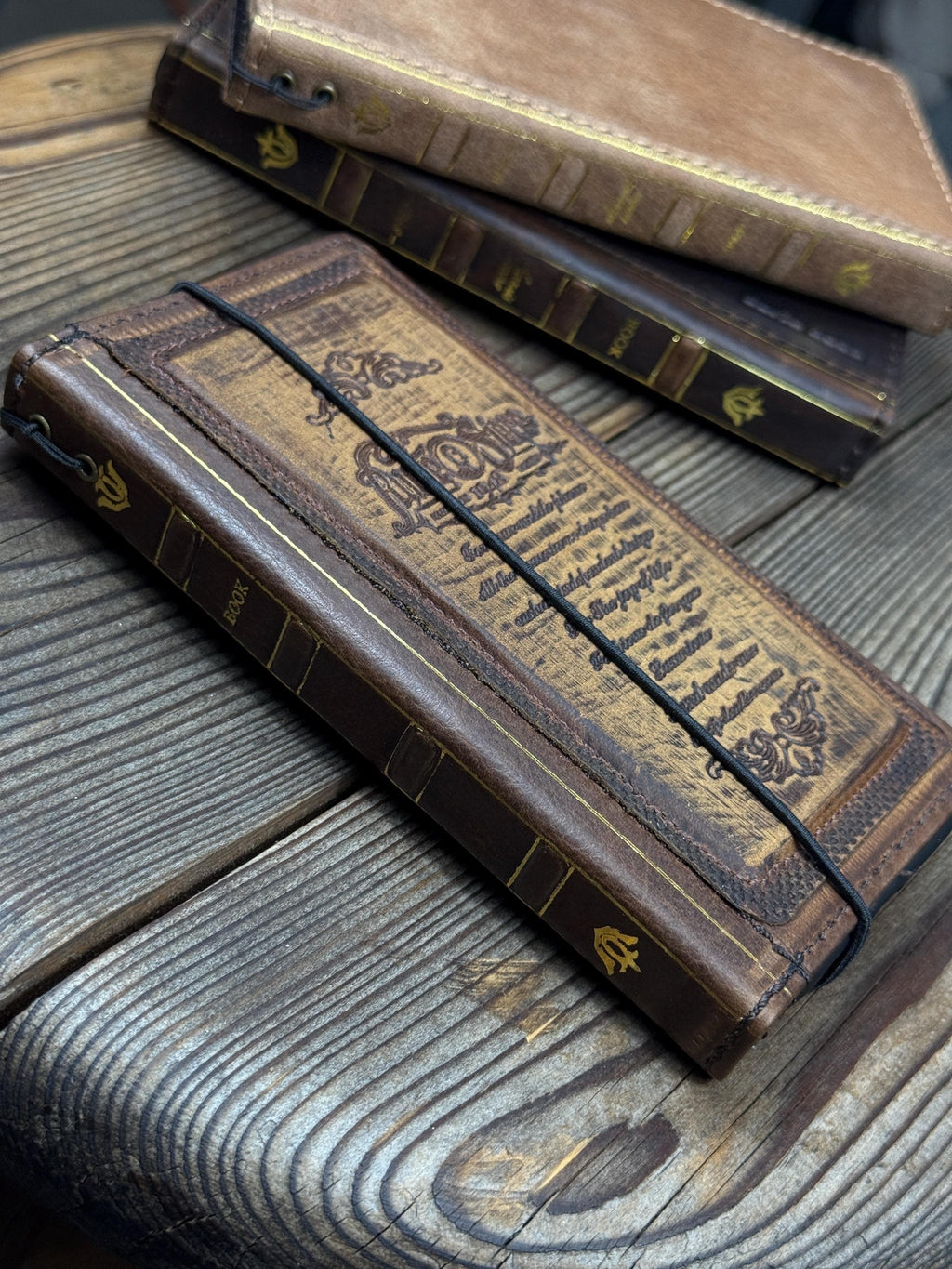Vintage Leather iPhone 17 Wallet Case: Book Style, Card Slots
