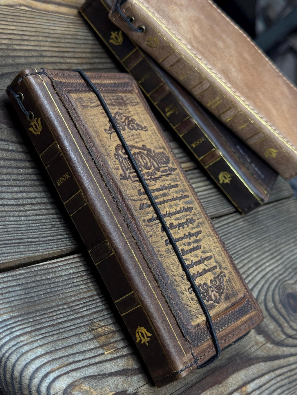 Vintage Leather iPhone 17 Wallet Case: Book Style, Card Slots