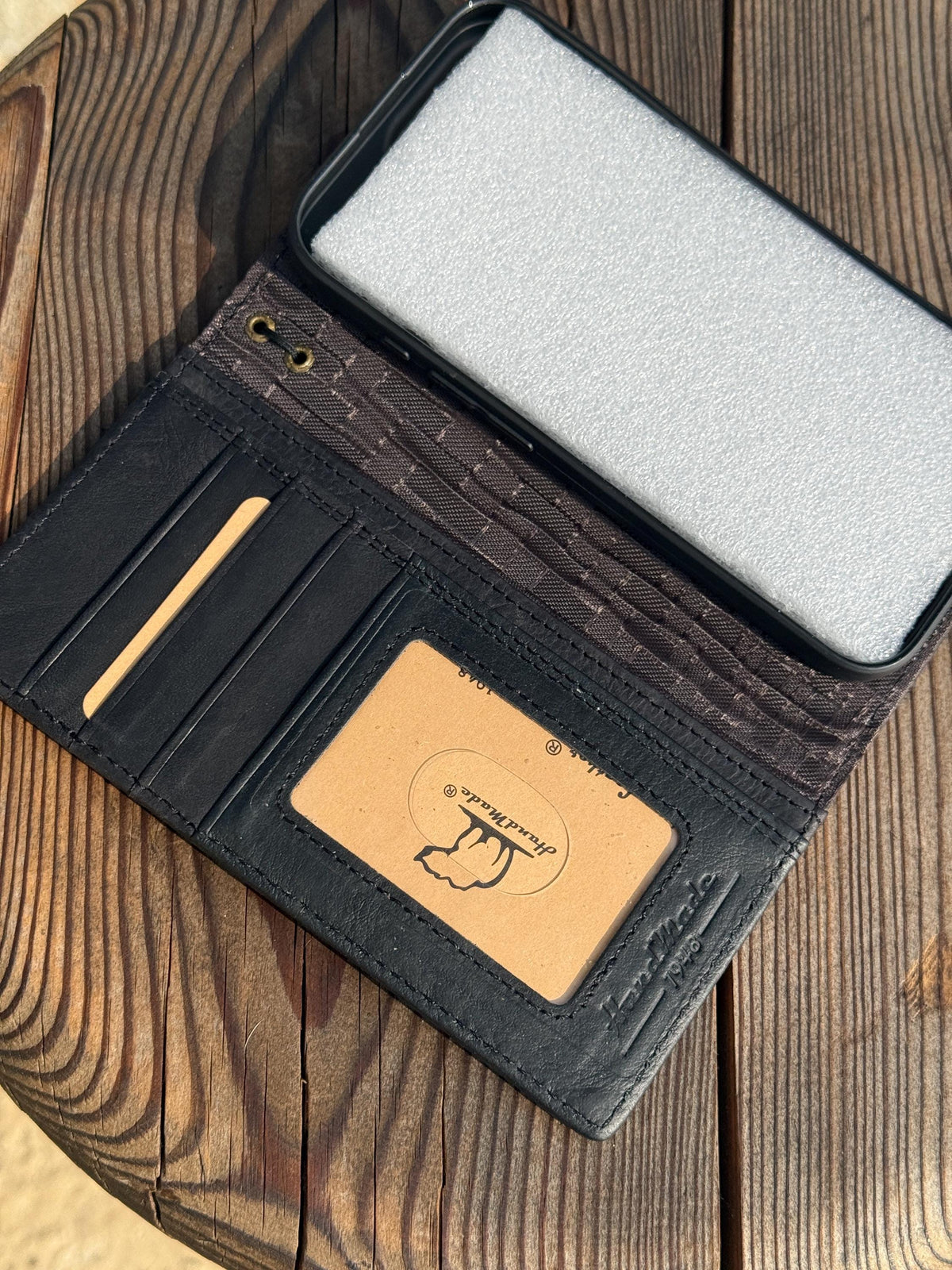 Vintage Leather Wallet Case for iPhone 17: Book Style, Card Slots