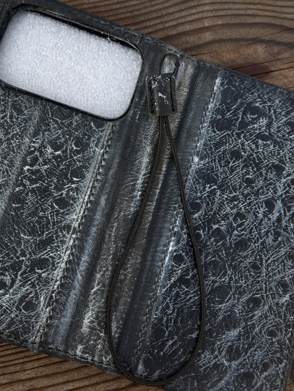 Vintage Leather Wallet Case for iPhone 17: Book Style, Card Slots