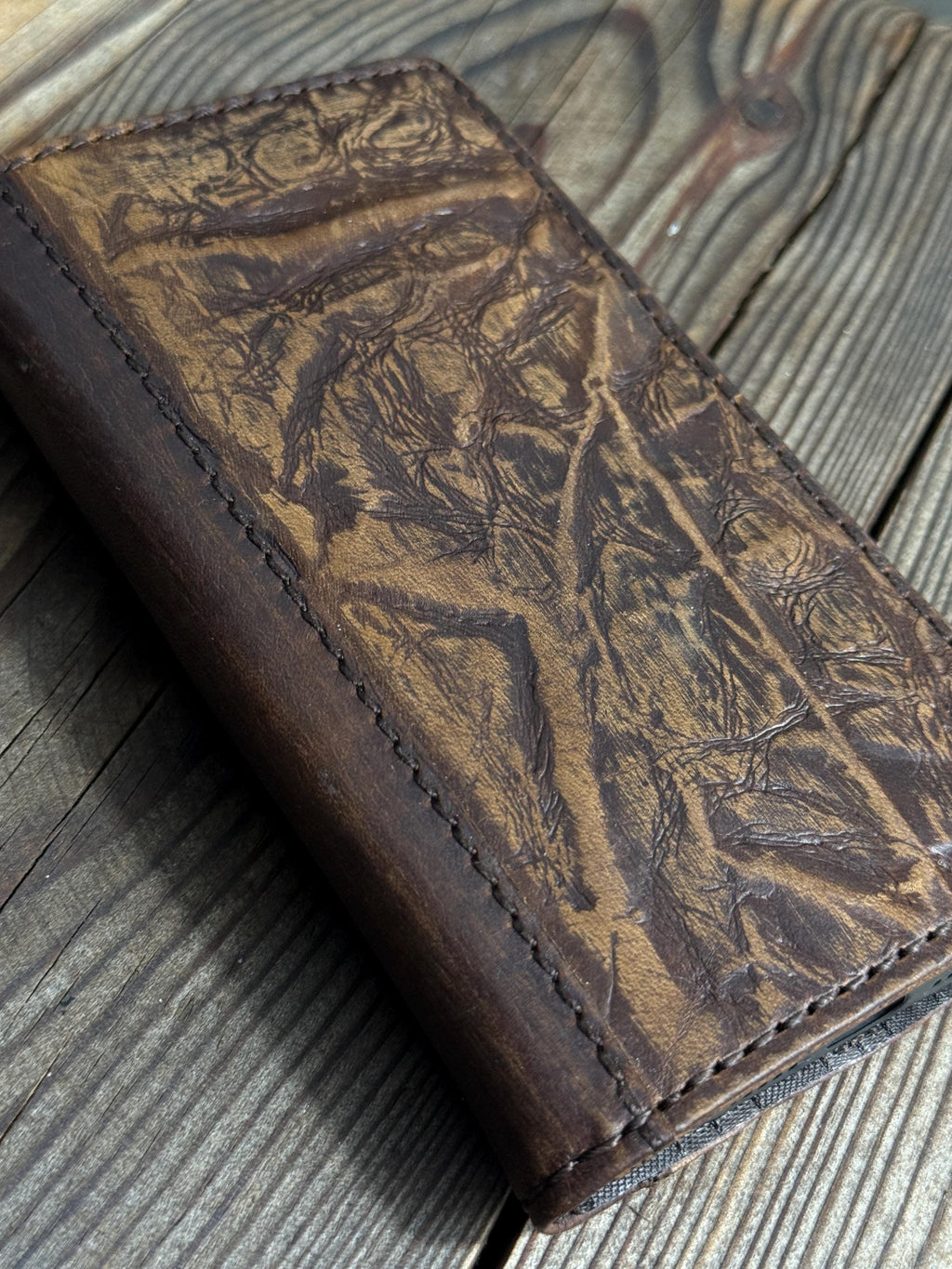 Vintage Leather Wallet Case for iPhone 17: Book Style, Card Slots