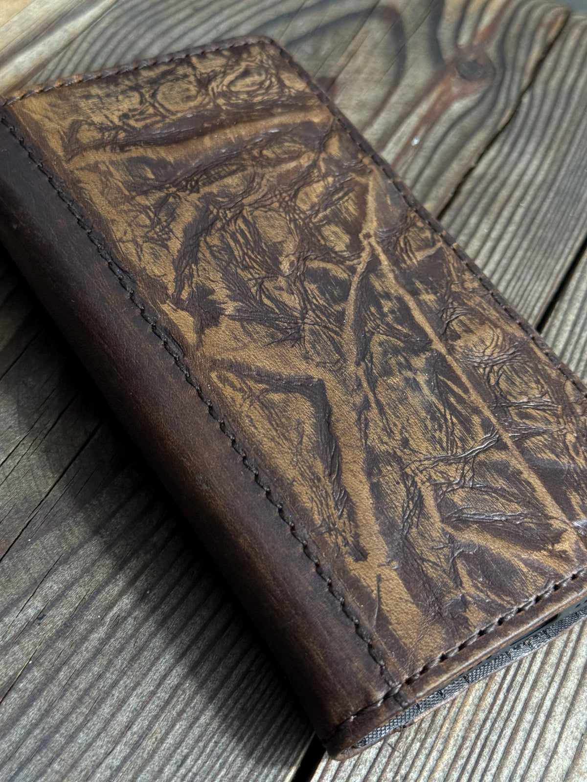 Vintage Leather Wallet Case for iPhone 17: Book Style, Card Slots