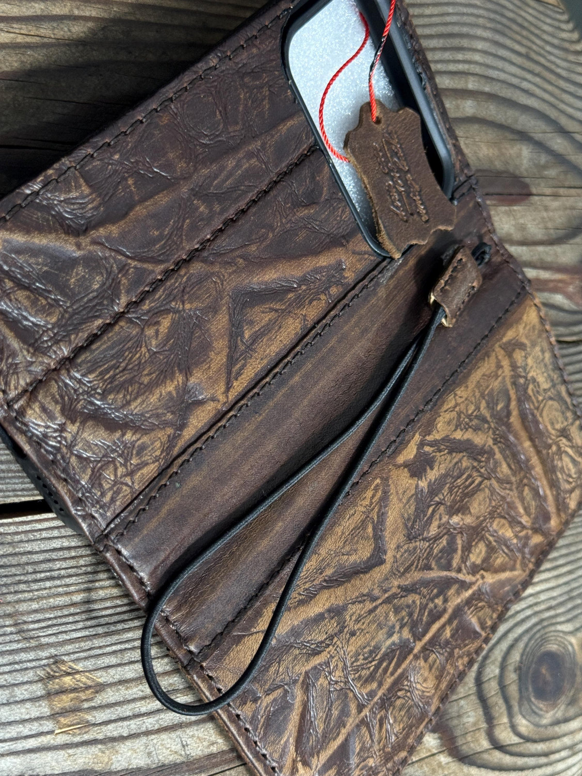 Vintage Leather Wallet Case for iPhone 17: Book Style, Card Slots