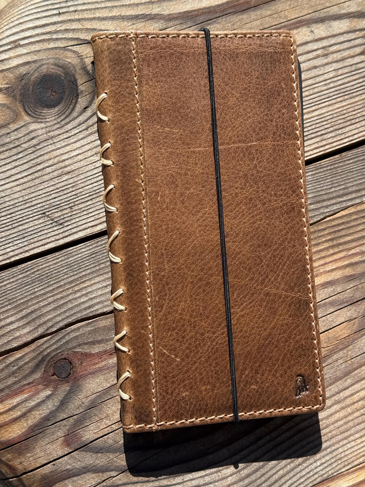 Vintage Leather iPhone 17 Wallet Case: Book Style, Card Slots