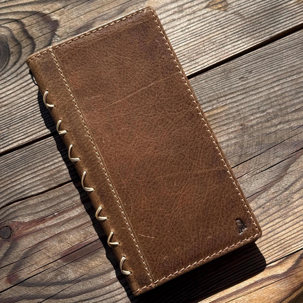 Vintage Leather iPhone 17 Wallet Case: Book Style, Card Slots