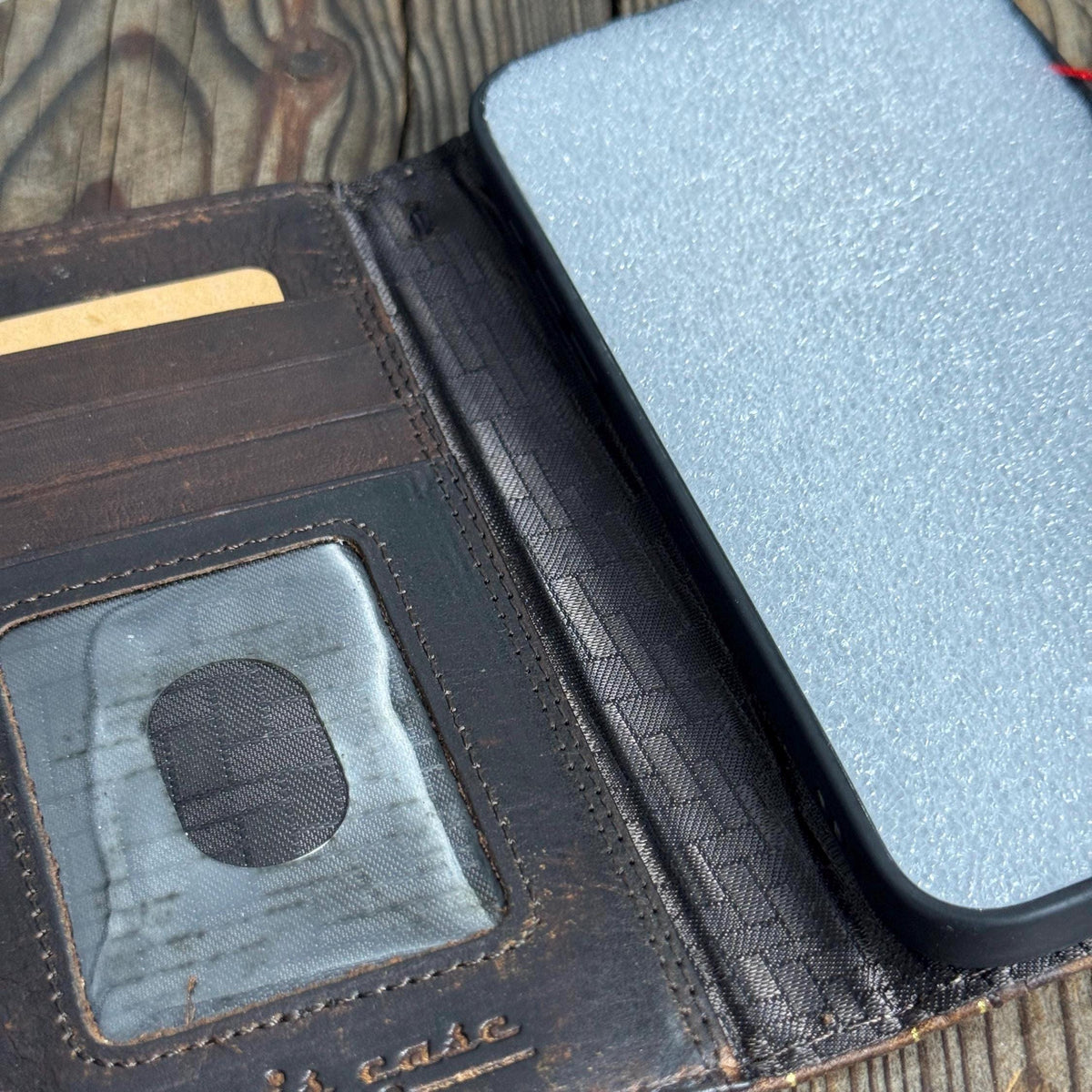 Vintage Leather Wallet Case for iPhone 17: Book Style, Card Slots