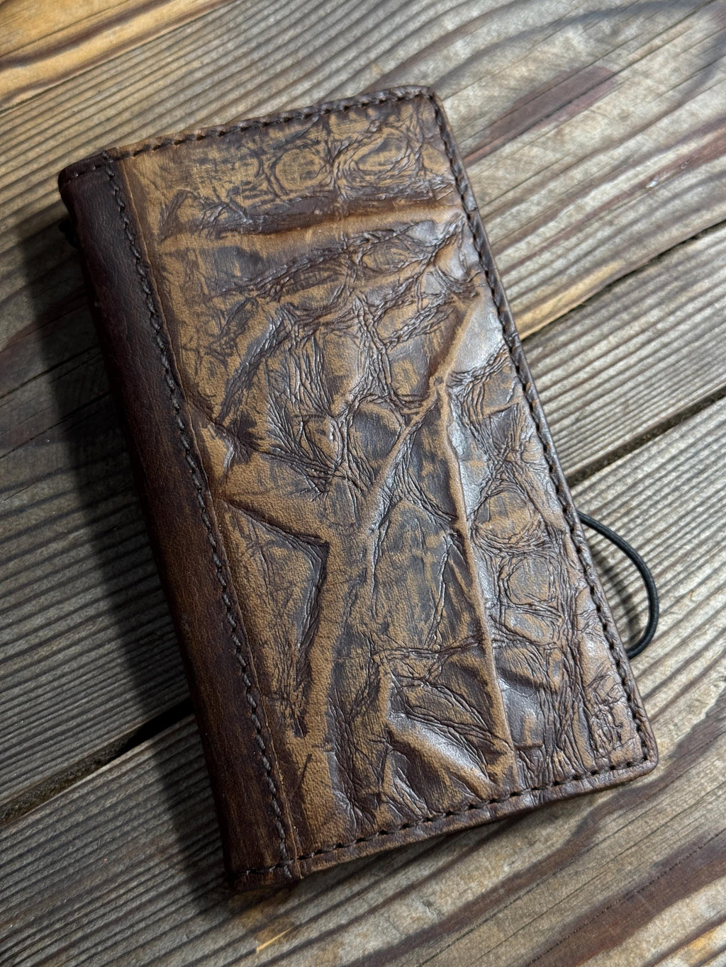 Vintage Leather Wallet Case for iPhone 17: Book Style, Card Slots