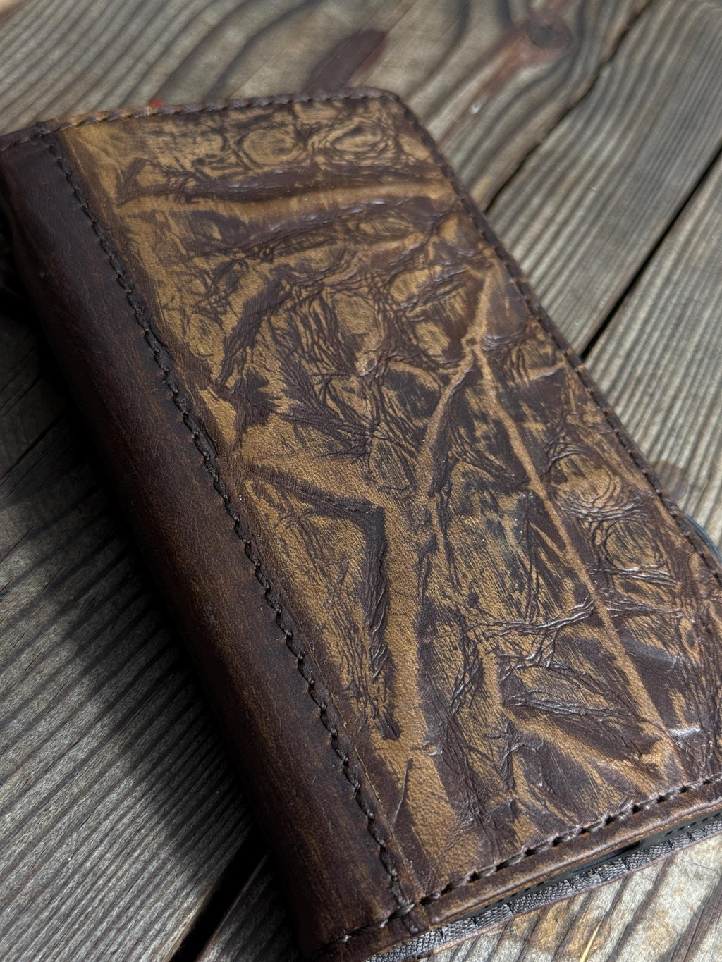 Vintage Leather Wallet Case for iPhone 17: Book Style, Card Slots