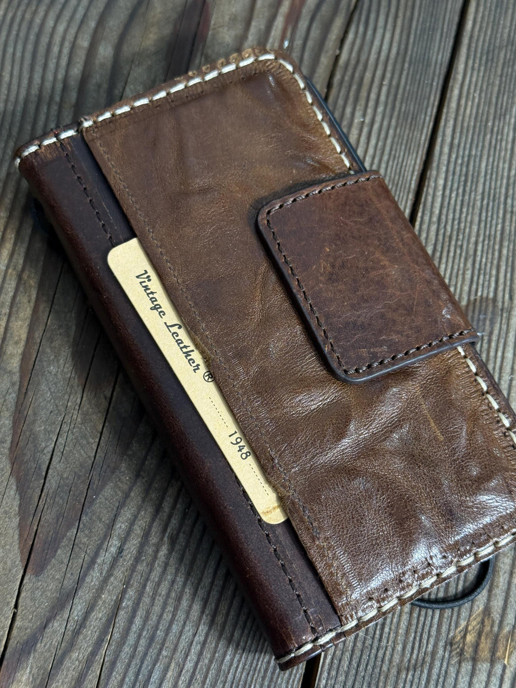 Vintage Leather iPhone 17 Wallet Case: Book Style, Card Slots