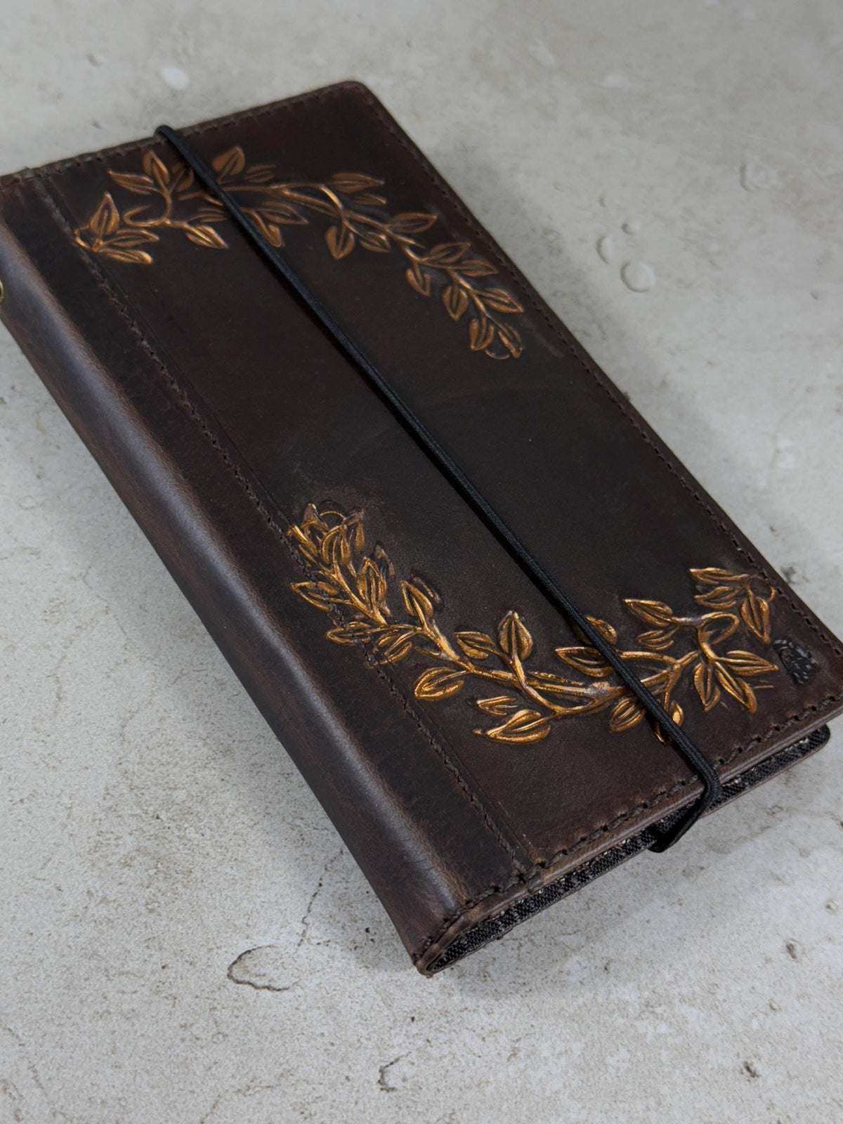 Vintage Style Leather iPhone Wallet Case with Card Slots