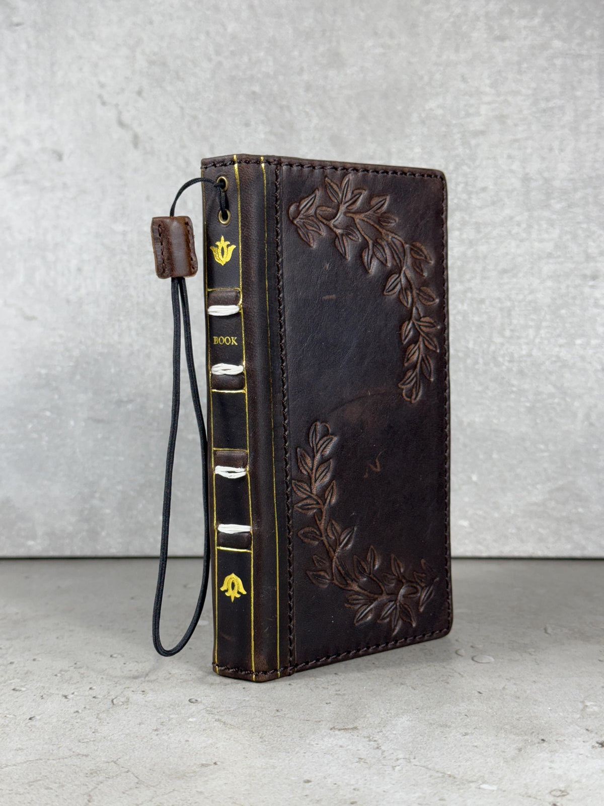 Handmade Leather Wallet Case for Google Pixel: Retro Card Holder with Zipper